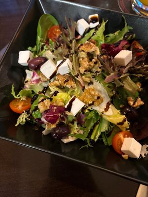 Salad of the day  at B12 in Girona