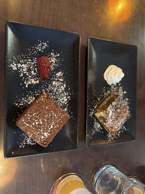 Brownie and marble cake   at B12 in Girona