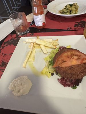 Burger  at B12 in Girona