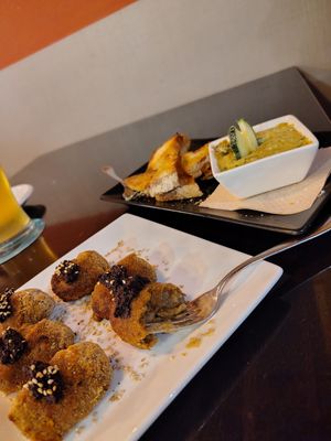 Tasty croquettes at B12 in Girona