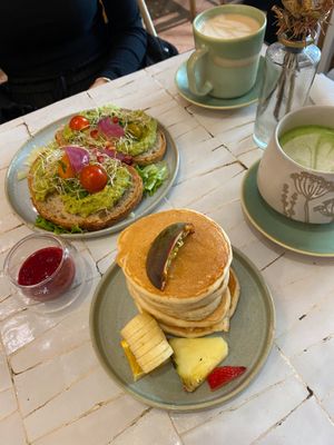 Vegan pancakes and avocado on sourdough  at Contrast in Bordeaux