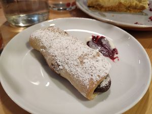 Chocolate roll at Dragon Lab in Murcia
