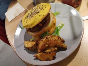 Pulled pork burger at Dragon Lab in Murcia