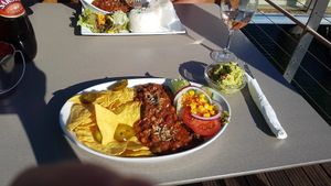 Vegan nachos in the sun at Fat Cats in Albufeira