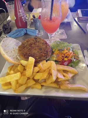Vegan burger at Fat Cats in Albufeira