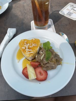 Cheesecake and ice cream   at Fat Cats in Albufeira