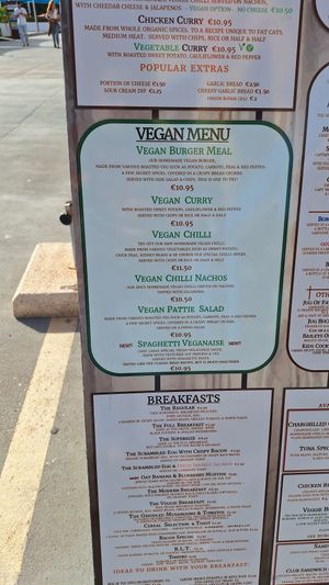  at Fat Cats in Albufeira