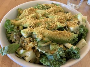 Kale ceases  at Slice of Life in Sebastopol