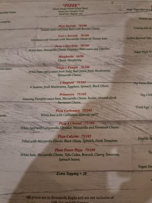 So delicious pizza, pasta and dessert all great 🤤 at Amami Garden in Ungasan