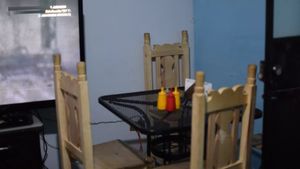 Sitting area at esTACOmo quiere in Puebla