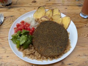 Silpancho (vegan) at Menta Restobar - Calle de Julio in Cochabamba