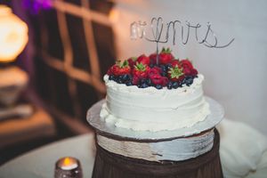 wedding cake at Happy Bellies Bake Shop in Appleton