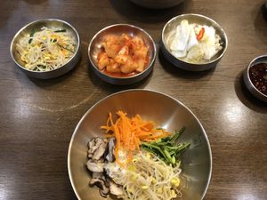 Bibimbap' #Veganuary at Neungra Babsang 능라밥상 in Seoul