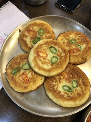 These were so good! #Veganuary at Neungra Babsang 능라밥상 in Seoul