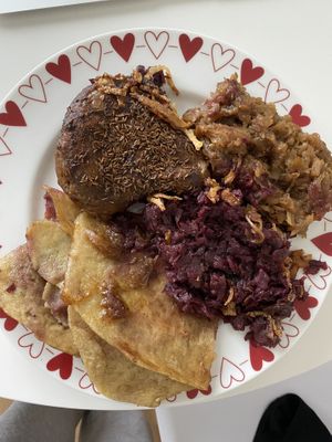 svatomartinska husicka, lokse a zeli😍 at Eaternia in Prague