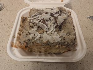 Cinnamon snail at Eaternia in Prague