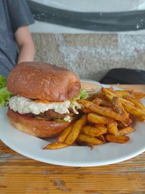 Burger with fries and siracha soyanaise at Eaternia in Prague