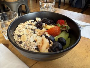 Smoothie bowl  at Holaste! in Puerto Natales