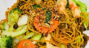 RAMEN STIR FRIED at Vinh Loi Tofu in Cerritos