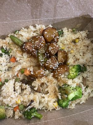 Close-Up of Vegan Orange Chicken Rice  at Vinh Loi Tofu in Cerritos