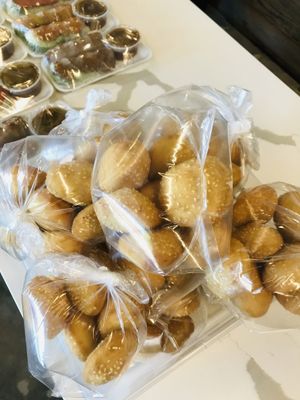 Chinese Donut balls at Vinh Loi Tofu in Cerritos