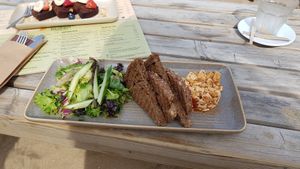 Tofu scramble at Strandpaviljoen Buiten in The Hague