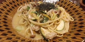 Vegan pasta (veganized from a shrimp recipe, have mushrooms, seaweeds, lemon) at Vege&bar Shinbar in Toyama