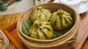  at Dumplings Cafe in Galle