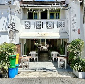 The venue  at Dumplings Cafe in Galle