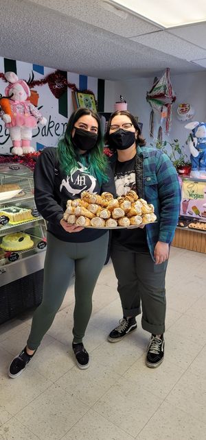 My Dear Costumers at Pasteles Finos Del Angel in Tacoma