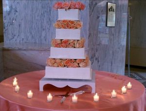 Wedding  cake 400 guests at Pasteles Finos Del Angel in Tacoma