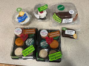   at Pasteles Finos Del Angel in Tacoma