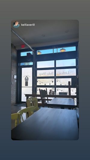 Front seating  at The Littlest Bake Shop in Kansas City