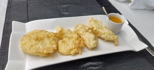 Fruit tempura at Sushi Pearl in Vannes