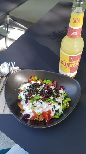 Individual regular quinoa bowl at Yuícery - Hospitalstraße in Stuttgart