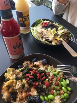 lemonade and individual bowls  at Yuícery - Hospitalstraße in Stuttgart