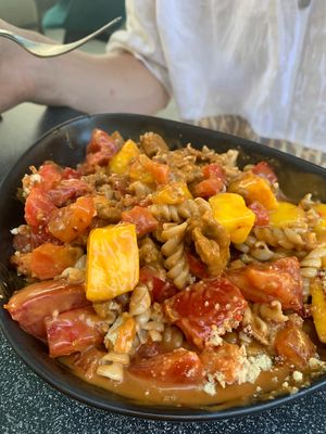 Pasta bowl  at Yuícery - Hospitalstraße in Stuttgart