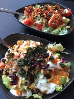 whole grain rice bowl with yogurt and peanut sauce  at Yuícery - Hospitalstraße in Stuttgart