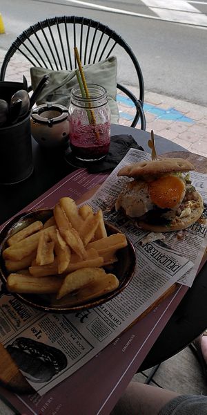 Burger and fries at Coco in De Panne