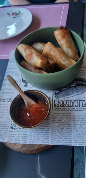 Vegan nems. Vers en lekker. at Coco in De Panne