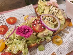 Avocado toast at Coco in De Panne