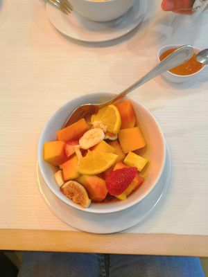 Half fruit salad at Giornale - Nomad Mítikah in Mexico City