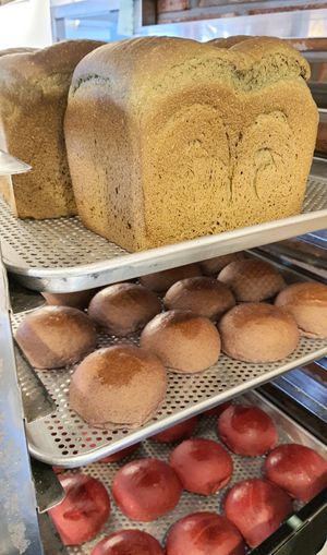 toast & morning rolls (freshly baked) at OOH Breado - Sangdo-dong - 우부래도 상도점 in Seoul