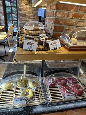   at OOH Breado - Sangdo-dong - 우부래도 상도점 in Seoul