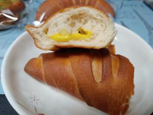 Cheddar cheese bread at OOH Breado - Sangdo-dong - 우부래도 상도점 in Seoul