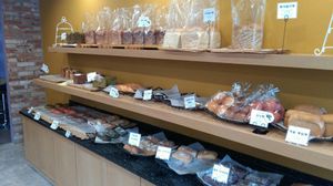 Sandwich breads, ciabatta, dinner rolls, etc at OOH Breado - Sangdo-dong - 우부래도 상도점 in Seoul
