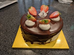 Whole chocolate cake at OOH Breado - Sangdo-dong - 우부래도 상도점 in Seoul