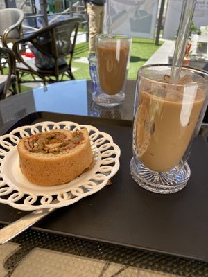 Tofu pizza roll, iced latte  at OOH Breado - Sangdo-dong - 우부래도 상도점 in Seoul