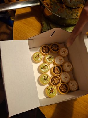 Pistachio, coconut and nougat vegan tarts at Cukrari in Bratislava