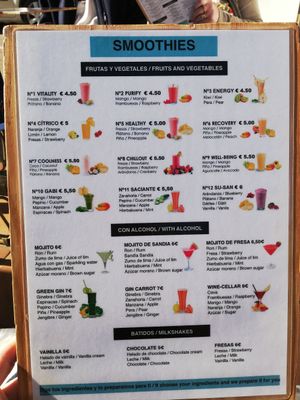 Smoothies are vegan at New Bakery in Moraira